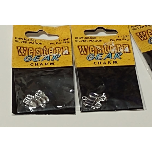 Western gear MINI CONCHO, CHARM, TACK PIN - Picture 4 of 4